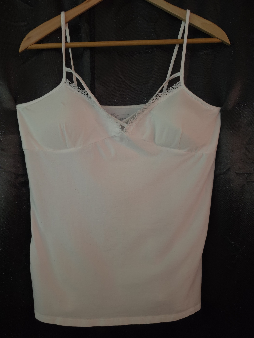 No Boundries 3X Cross Front Cami Top White Lace Trim  Plus Size Shelf Bra